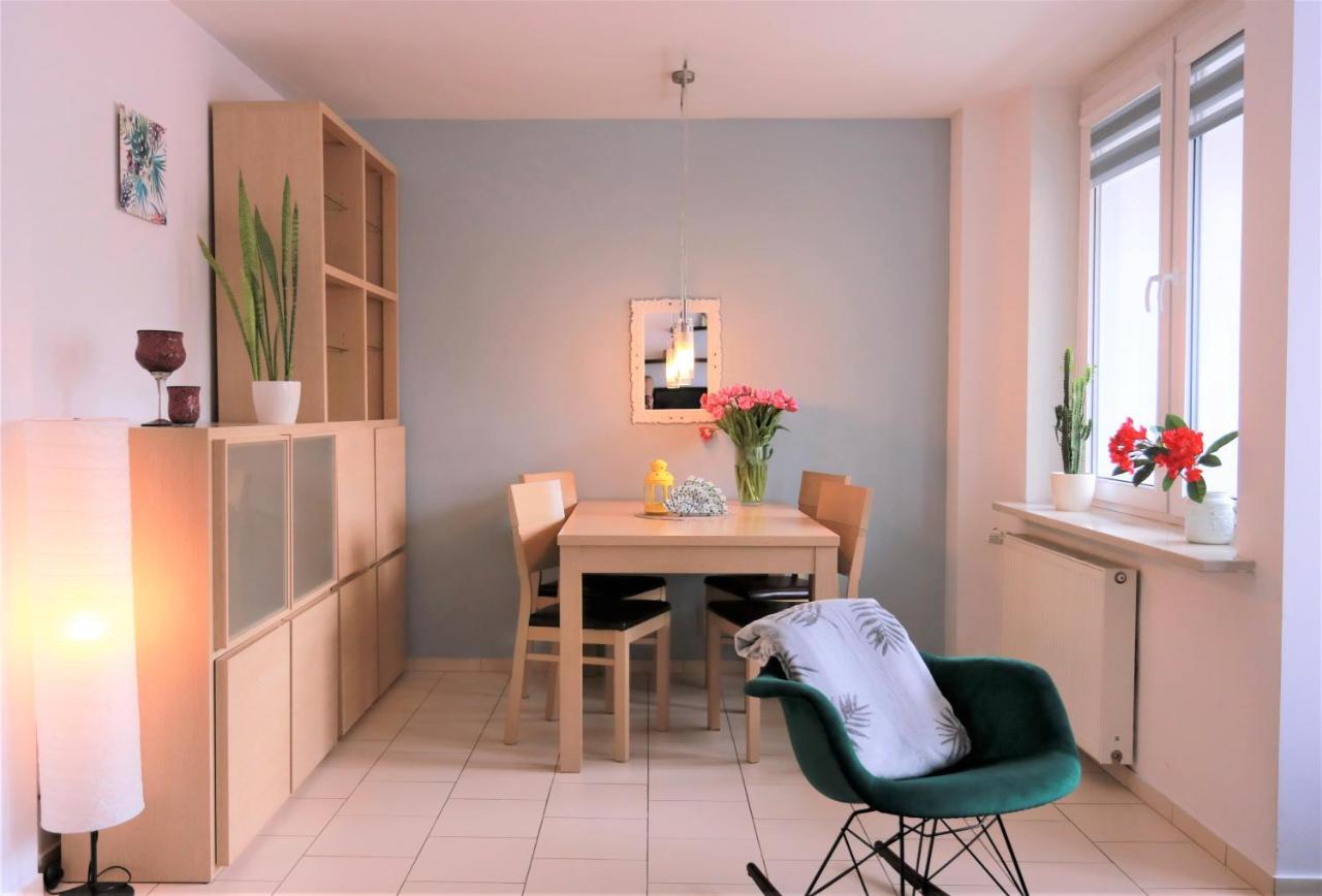 Stylish And Spacious By Cooee Apartments وارسو المظهر الخارجي الصورة